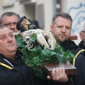 Płock. Za krzyżem w Rok Święty