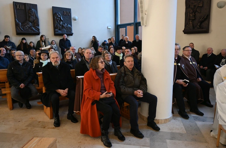 Rozpoczęcie Roku Świętego 2025 w diecezji opolskiej