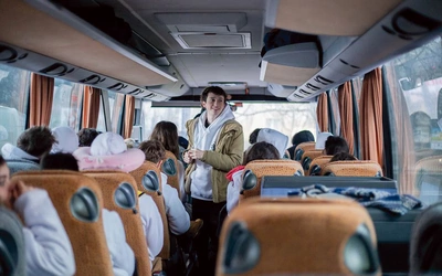 „Delegacja” – film o wycieczkach izraelskich uczniów do miejsc, gdzie Niemcy mordowali Żydów