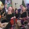 	Żywieccy muzycy podczas swojego tournée.