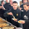 W KSM są i modlitwa, i spotkania integracyjne.