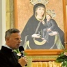 Ks. Piotr Leśniak zaprasza w pierwsze poniedziałki na Spotkanie z Matką Wolności.