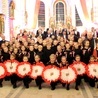 Nic tak nie jednoczy narodu jak śpiew pieśni patriotycznych