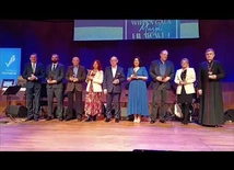 Wyróżnieni statuetkami wdzięczności