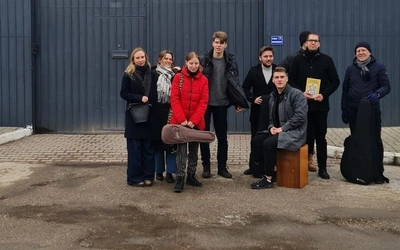 Młodzieżowa orkiestra w areszcie śledczym