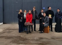 Młodzieżowa orkiestra w areszcie śledczym