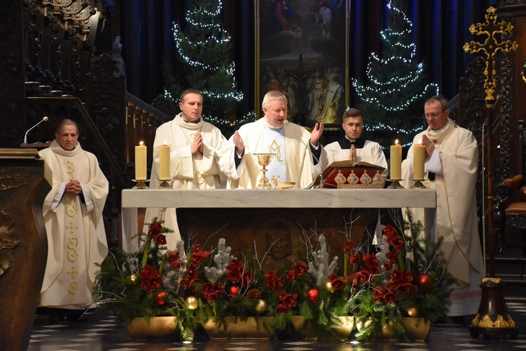 Msza św. w 11. rocznicę sakry bp. Wiesława Szlachetki 