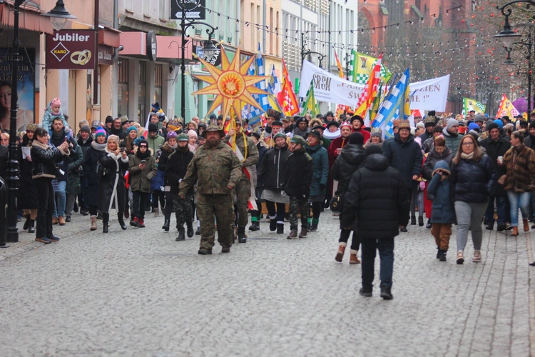 Książę i Królowie wspólnie w orszaku