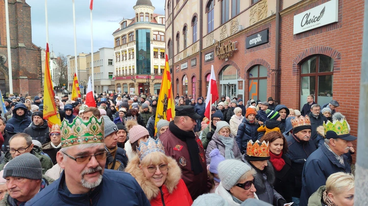 Książę i Królowie wspólnie w orszaku