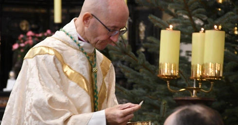 Abp Galbas przed orszakiem: Wyrusz w fascynującą podróż wewnętrzną, pielgrzymkę wiary!
