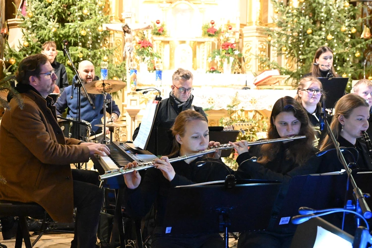 Na trąbkę, saksofon, skrzypce