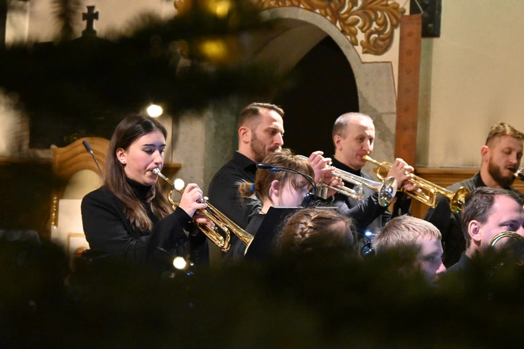 Na trąbkę, saksofon, skrzypce