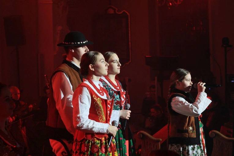 Mała Armia Janosika kolędowała w Tarnowie Opolskim