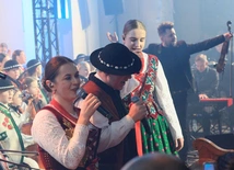Cudny koncert kolędowy Małej Armii Janosika w Tarnowie Opolskim