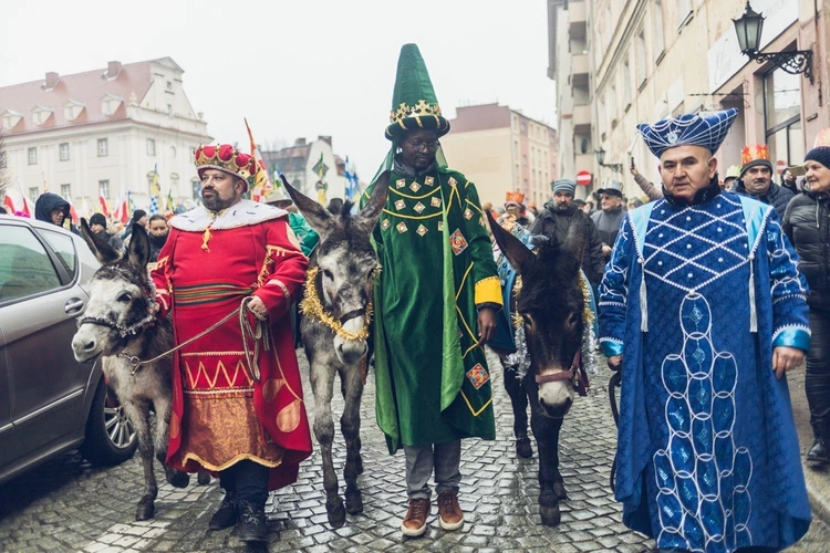 Orszaki Trzech Króli – galeria wybranych zdjęć z wielu diecezji