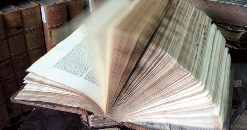 Nowe przekłady literackie. Jak z pozornie znanych tekstów wydobyć ponowny blask?