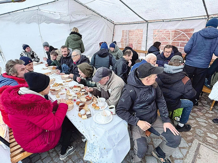 Dla wielu osób była to jedyna okazja, by nie być samotnym w czasie Wigilii.