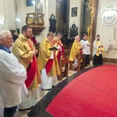 W katedrze rok zakończono modlitwą.