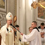 	Biskup radomski udzielił błogosławieństwa papieskiego połączonego z odpustem zupełnym.