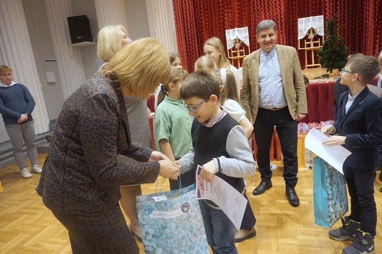 Gala XXIV Międzyszkolnego Przeglądu Inscenizacji Bożonarodzeniowych  - wręczenie nagród 