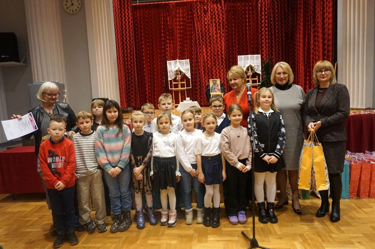 Gala XXIV Międzyszkolnego Przeglądu Inscenizacji Bożonarodzeniowych  - wręczenie nagród 