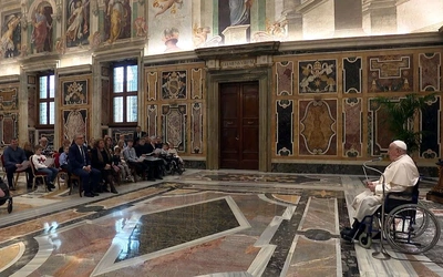 Wrocławskie dzieci chore na raka odwiedziły papieża Franciszka