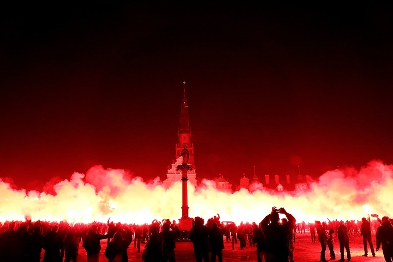 Dla Maryi i Polski zawsze razem! - Patriotyczna Pielgrzymka Kibiców