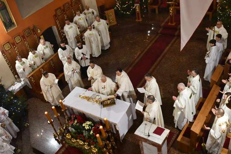 Msza św. w intencji bp. Pawła Sochy, który skończył 90 lat