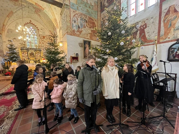 Wielkie kolędowanie w Małujowicach i okolicy