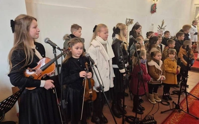 Wielkie kolędowanie w Małujowicach i okolicy
