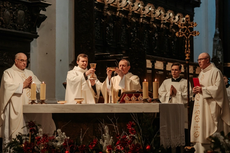 Msza św. w intencji ruchów i wspólnot duszpasterstwa trzeźwości 