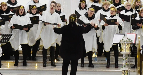 Gutkowo. Jasełka "Zaśpiewajmy Jezuskowi"