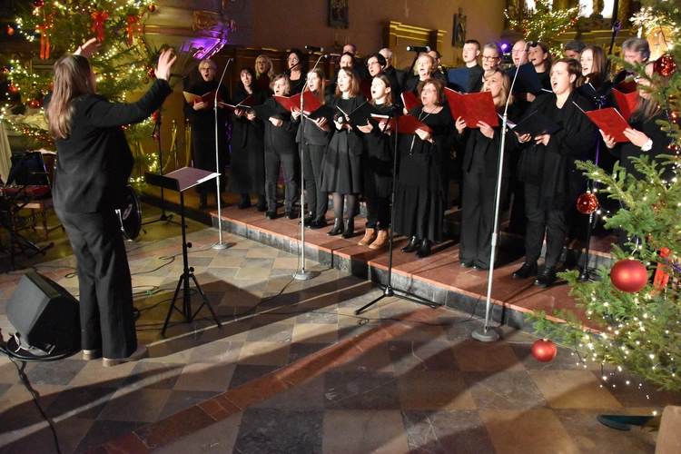 Przasnysz. Kolędowanie w farze