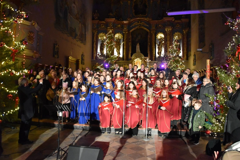 Przasnysz. Kolędowanie w farze