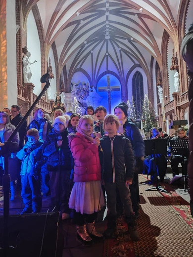 Kolędowanie w żarskiej farze
