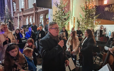 Kolędowanie w żarskiej farze