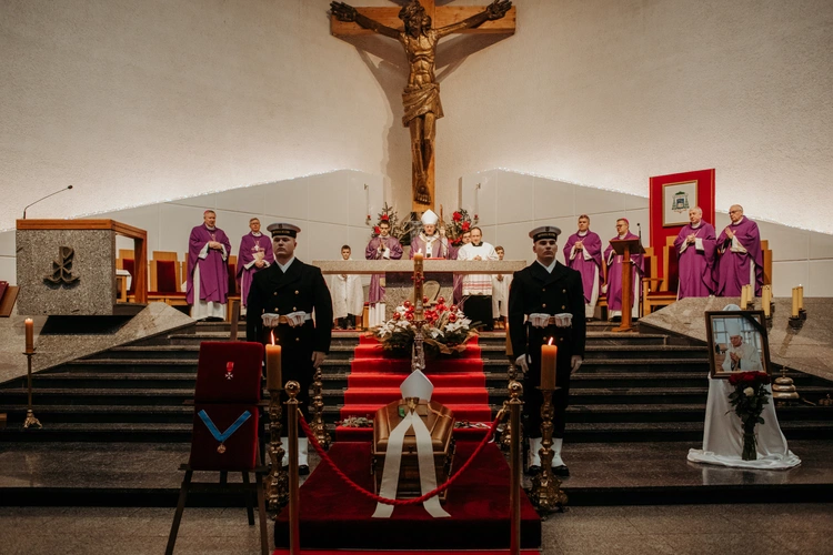 Ostatnie pożegnanie ks. Edmunda Skalskiego