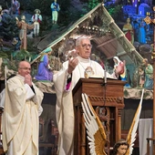 Abp Skworc: Maryja wprowadza nas pewnie i z czułością w tajemnice wcielenia Chrystusa