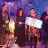 Jarosława Letka odebrała główne trofeum: statuetkę i nagrodę pieniężną.
