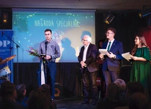 Nagroda to dobry sposób na integrację w środowisku dziennikarskim.