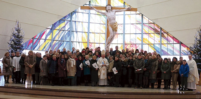 	Uczestnicy spotkali się w kościele Matki Bożej Królowej Świata w Radomiu.