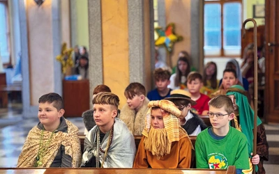 Spotkanie rozpoczęło się Mszą Świętą w klasztornej kaplicy sióstr niepokalanek.