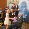 Anglik przez pół wieku skrywał swoje bohaterstwo. Zaproszony do BBC nagle zobaczył ocalonych przez siebie Żydów
