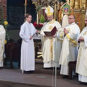 Bp Sławomir Oder odczytał list gratulacyjny z życzeniami dla biskupów. 