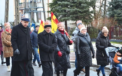 W Łowiczu maszerował też ordynariusz łowicki.