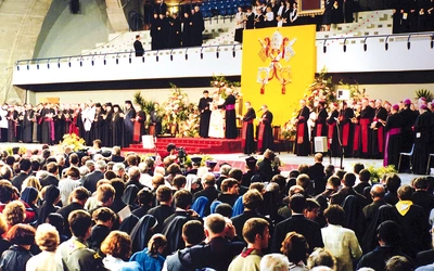 W czasie 46. Międzynarodowego Kongresu Eucharystycznego.
