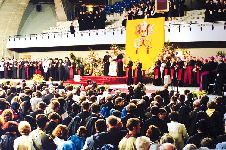 W czasie 46. Międzynarodowego Kongresu Eucharystycznego.
