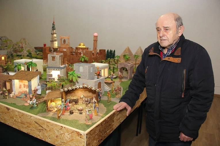 143 figurki, 26 metrów kwadratowych