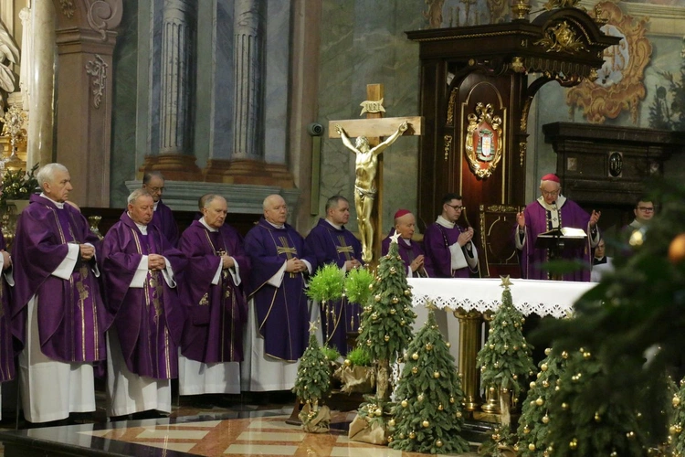 Pożegnanie ks. prof. Edwarda Walewandra