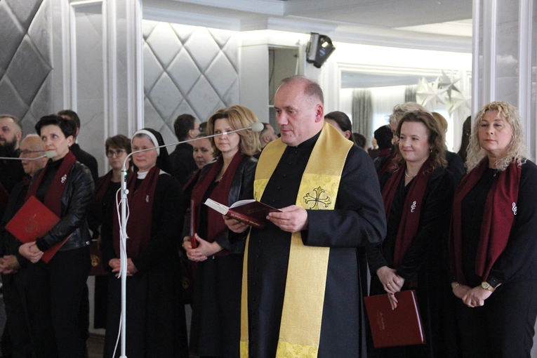 Niskowa. Spotkanie opłatkowe dla seniorów i grup parafialnych